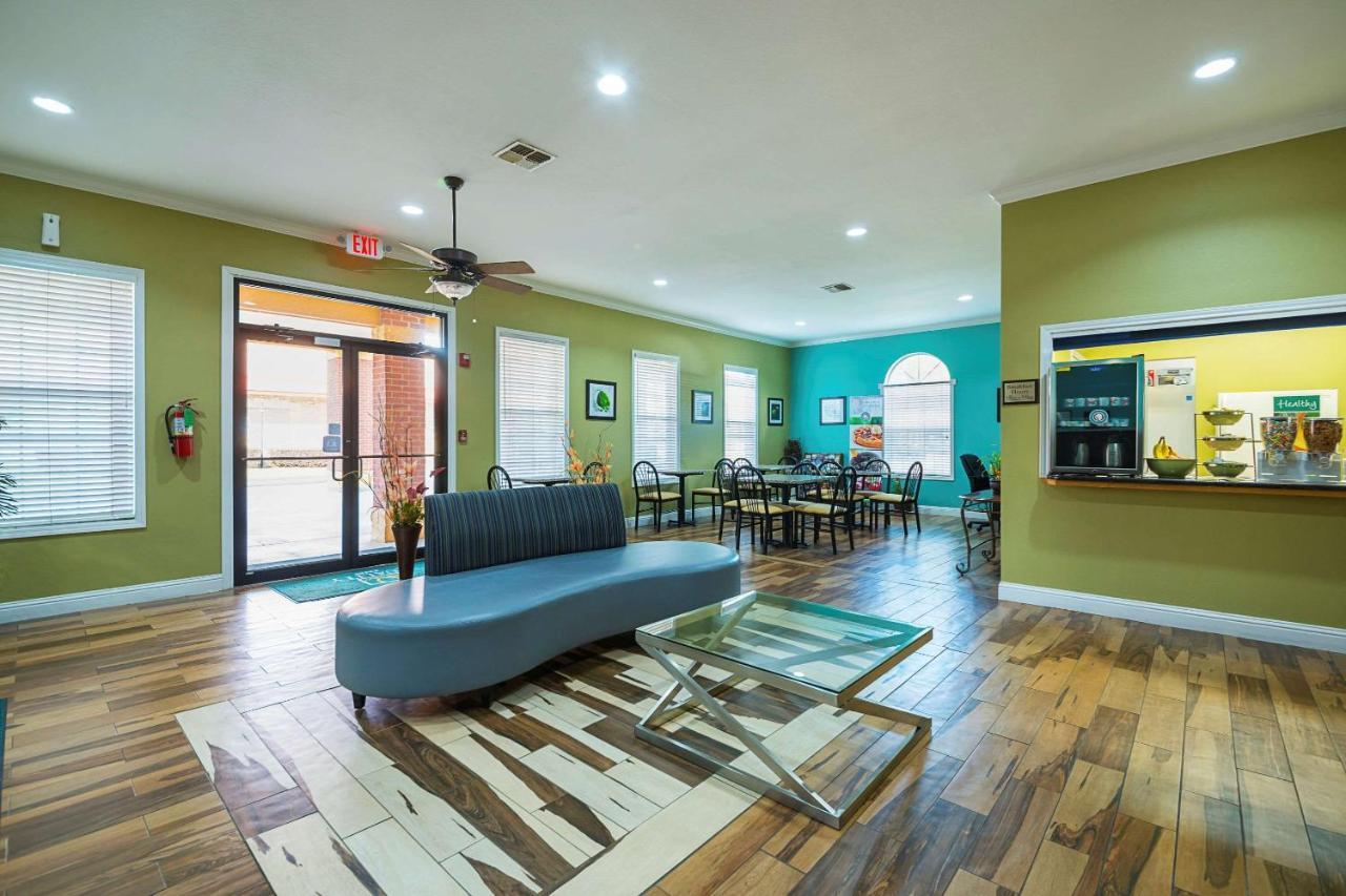 Quality Inn DeRidder Bagian luar foto